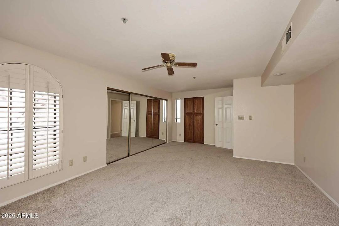 Real Estate Picture 18