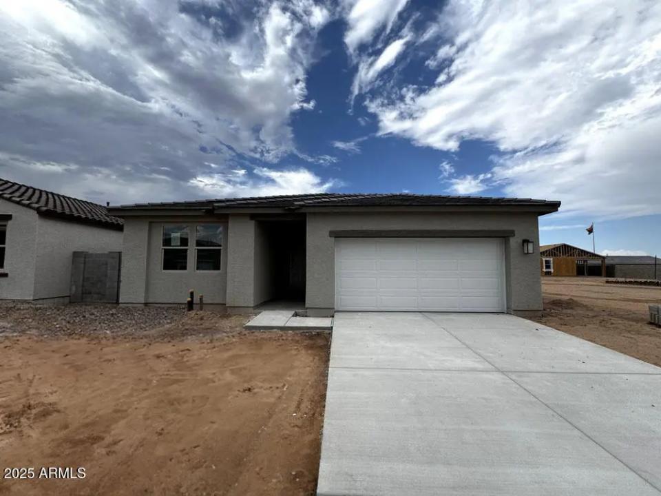 Real Estate Picture 2