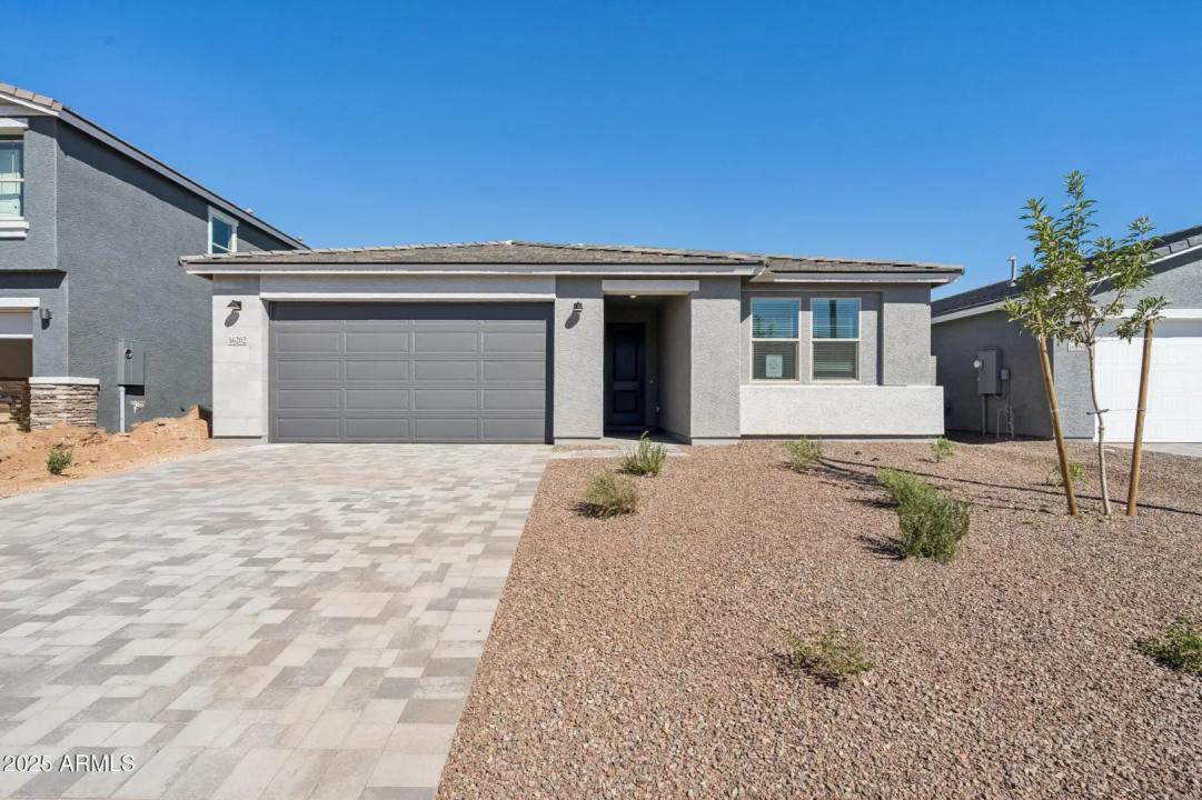 Real Estate Picture 1