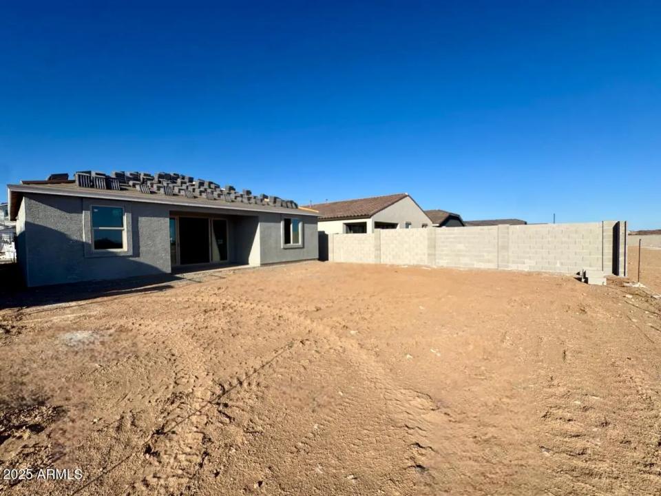 Real Estate Picture 13