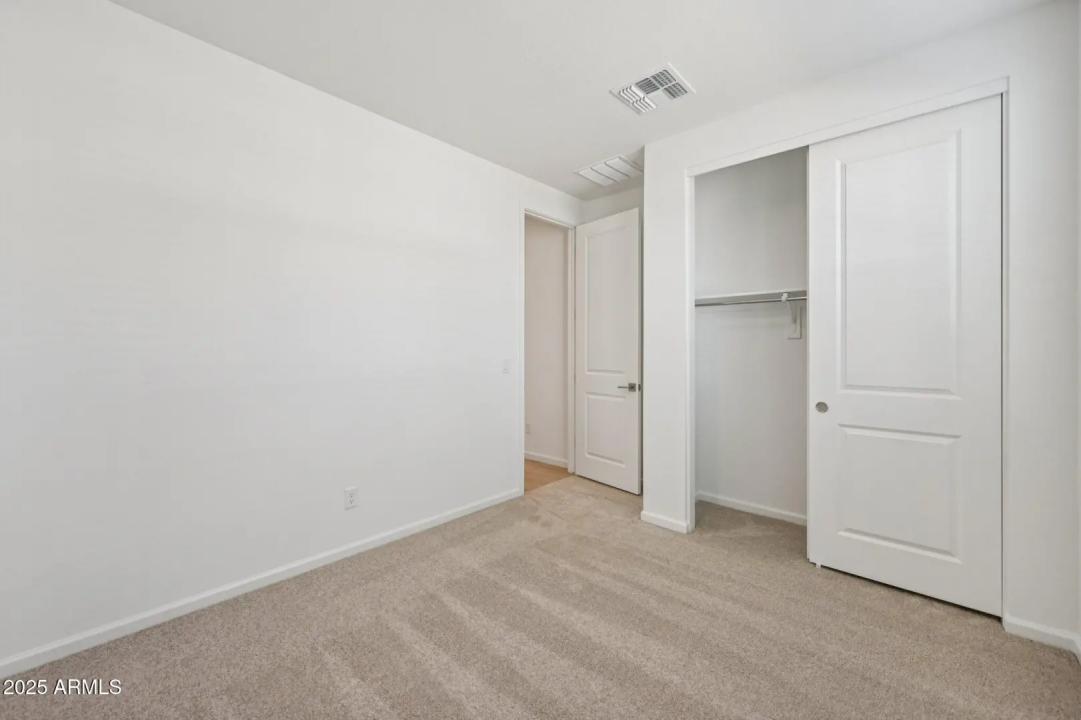 Real Estate Picture 21