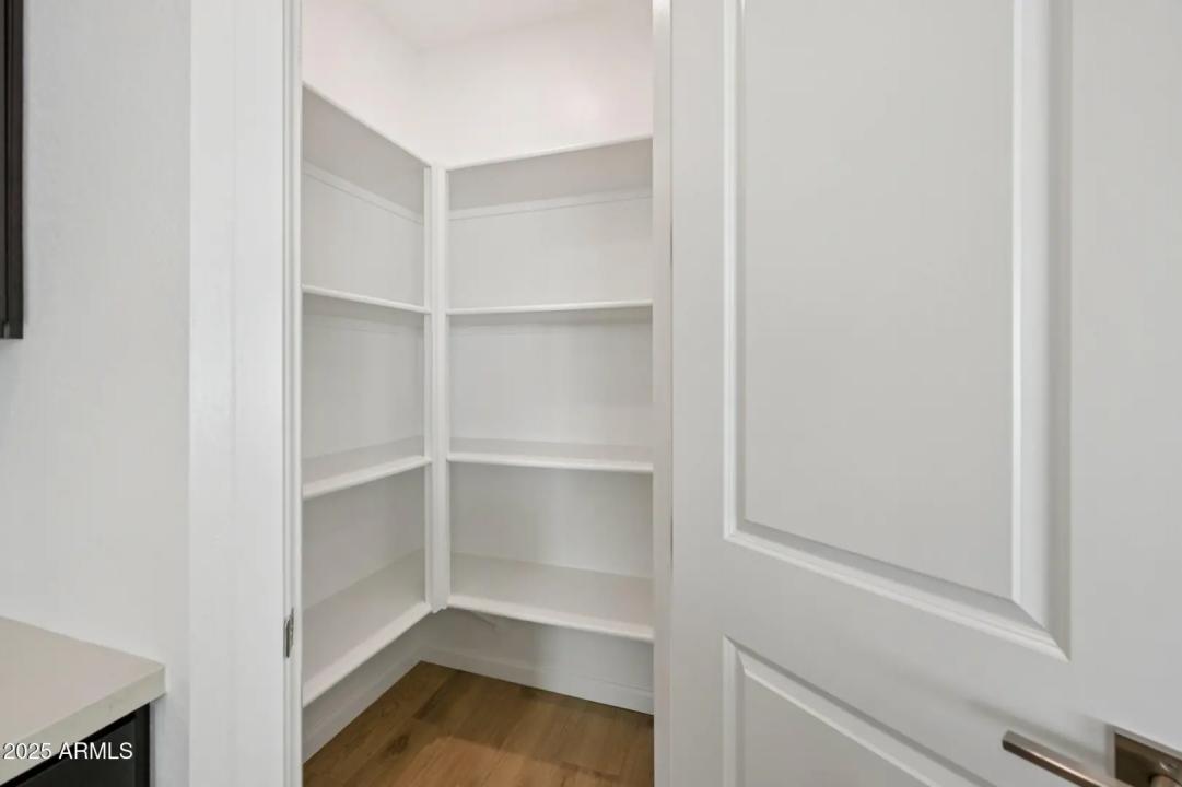 Real Estate Picture 23