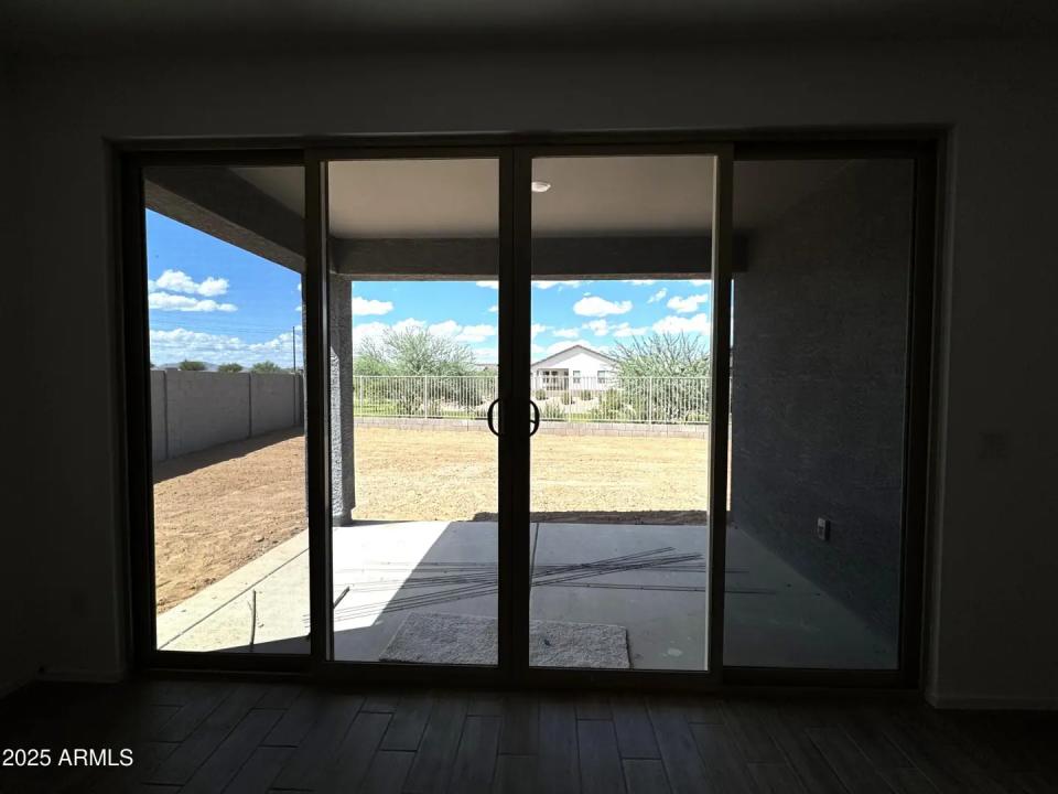 Real Estate Picture 23