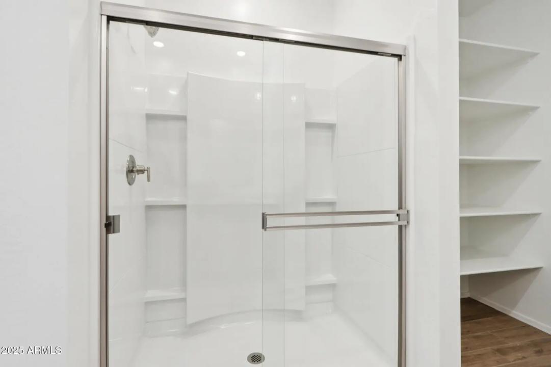 Real Estate Picture 27