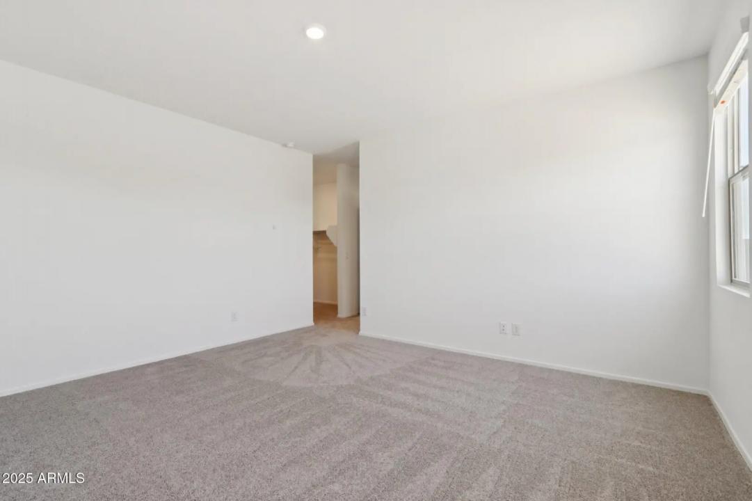 Real Estate Picture 31