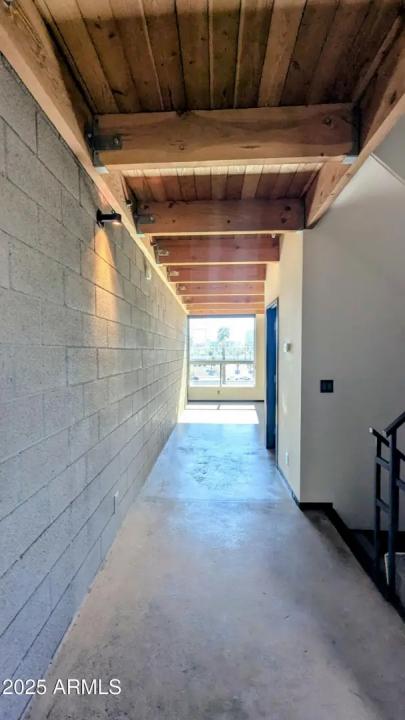 Real Estate Picture 13