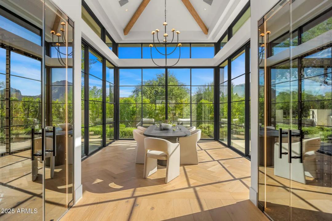 Real Estate Picture 11