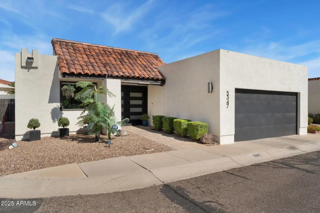 Real Estate Picture 2