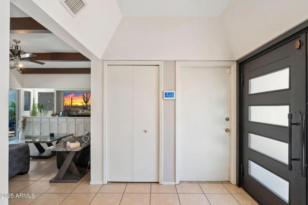 Real Estate Picture 5