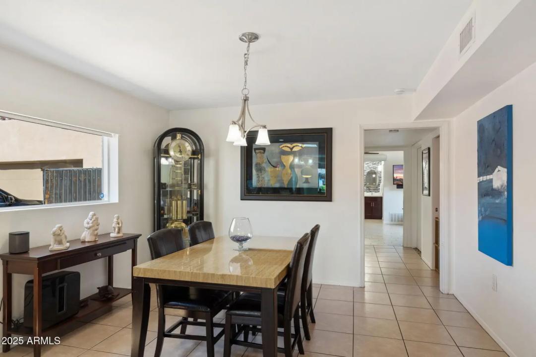 Real Estate Picture 19