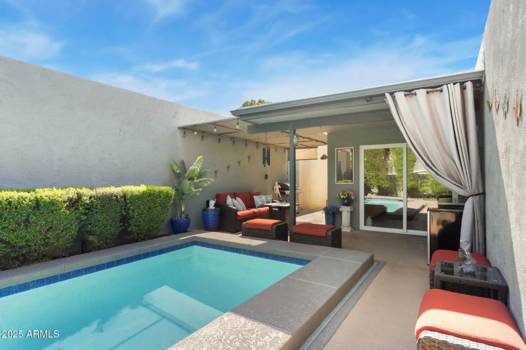 Real Estate Picture 38