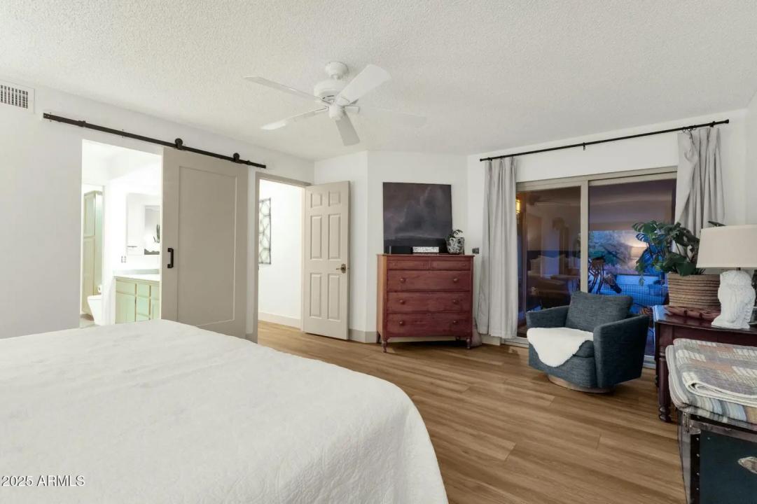 Real Estate Picture 20
