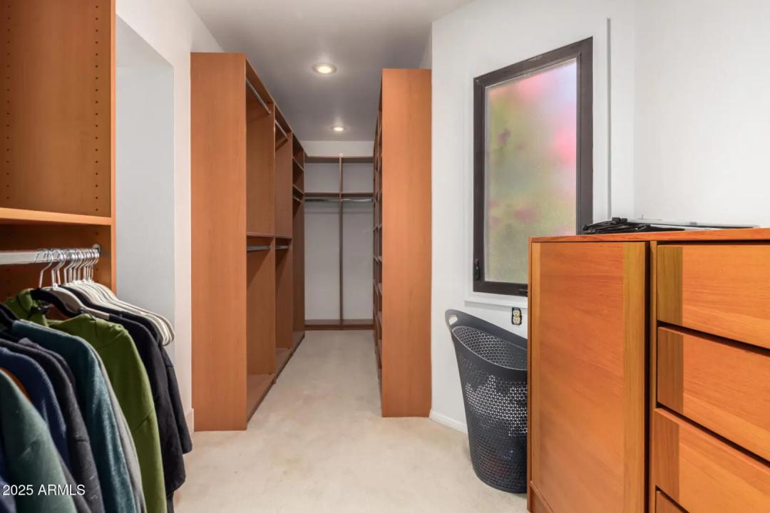Real Estate Picture 21