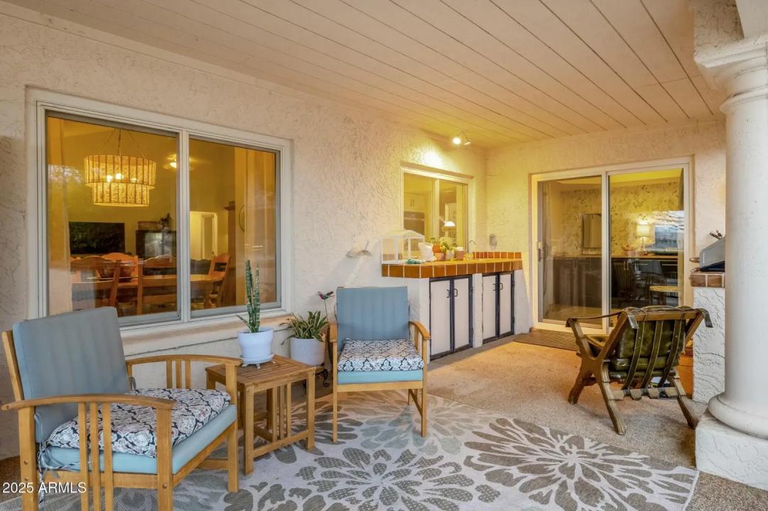 Real Estate Picture 23