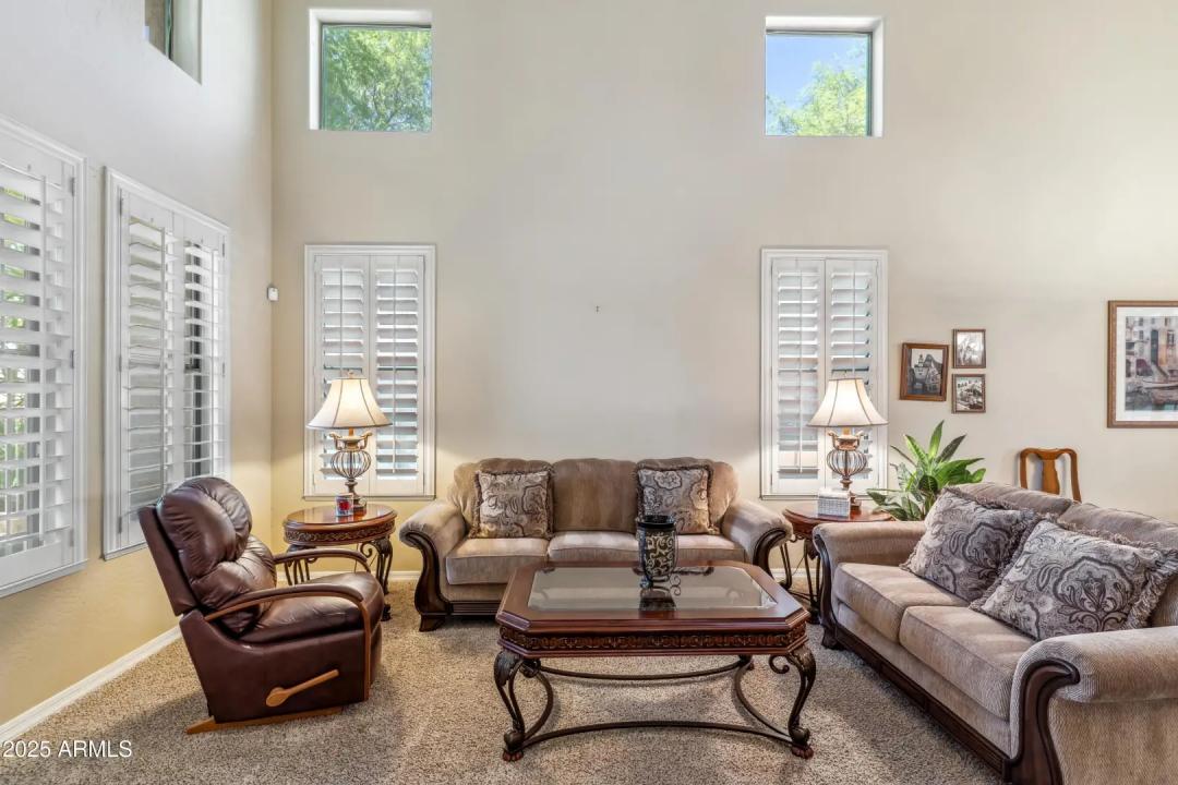 Real Estate Picture 5