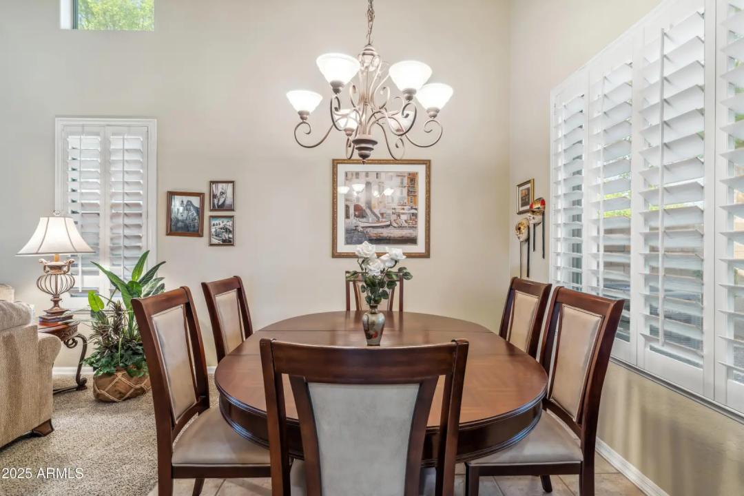Real Estate Picture 7