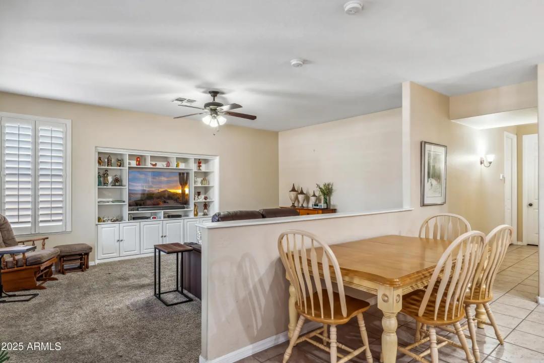 Real Estate Picture 14