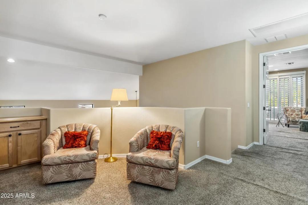 Real Estate Picture 17