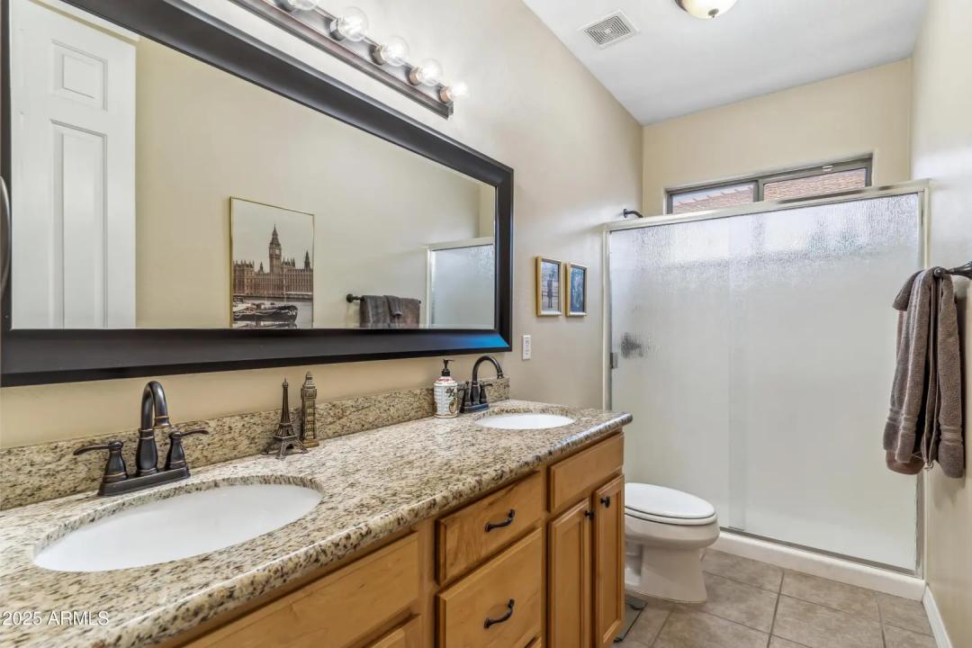 Real Estate Picture 30