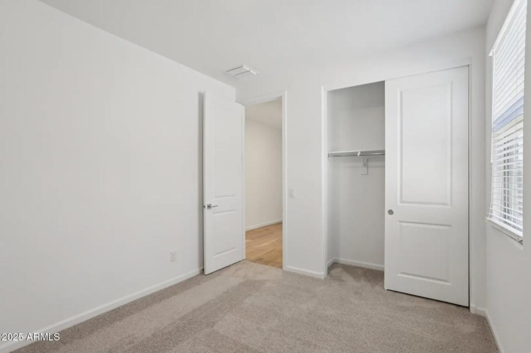 Real Estate Picture 27