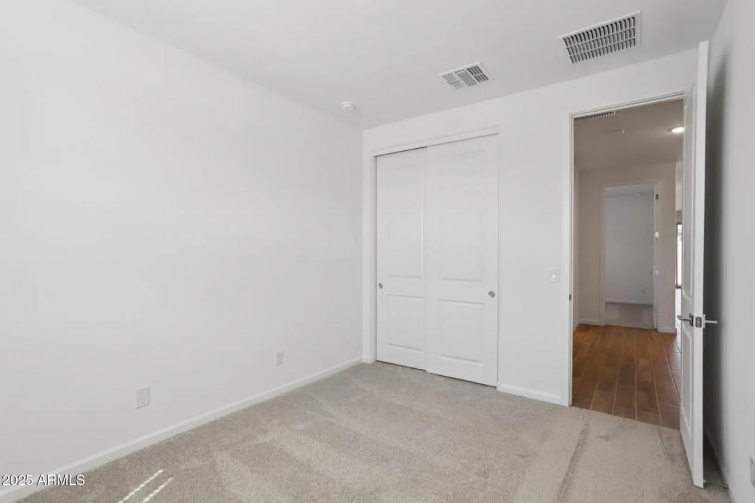 Real Estate Picture 30
