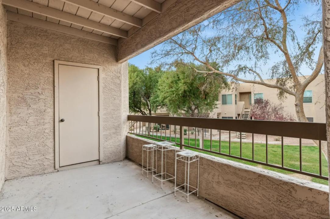 Real Estate Picture 20