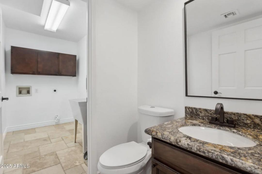 Real Estate Picture 34