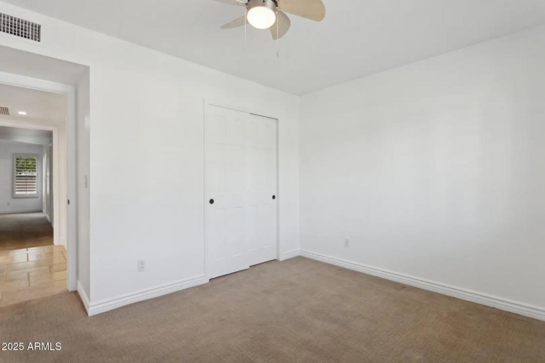 Real Estate Picture 33