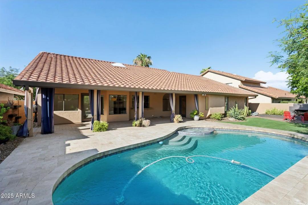 Real Estate Picture 40