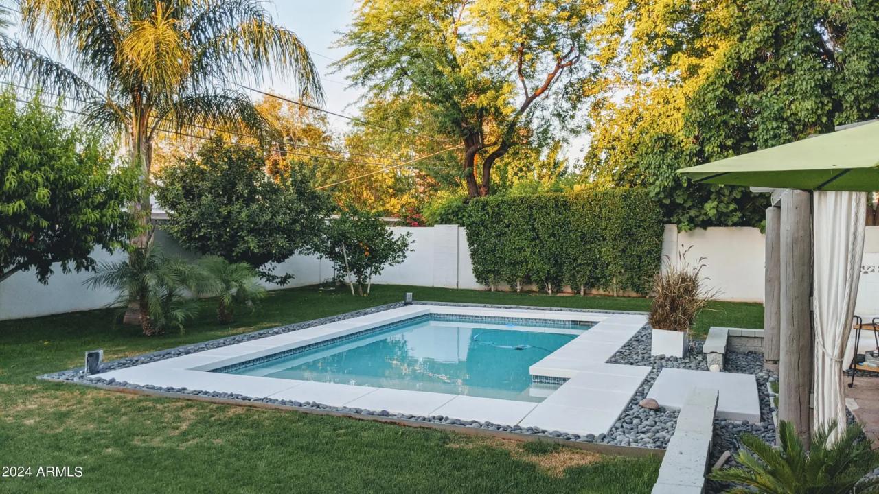 Real Estate Picture 19