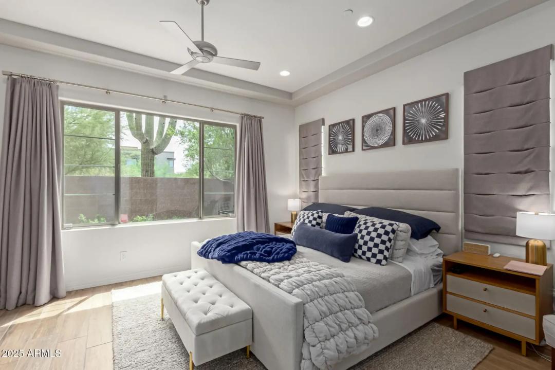 Real Estate Picture 18