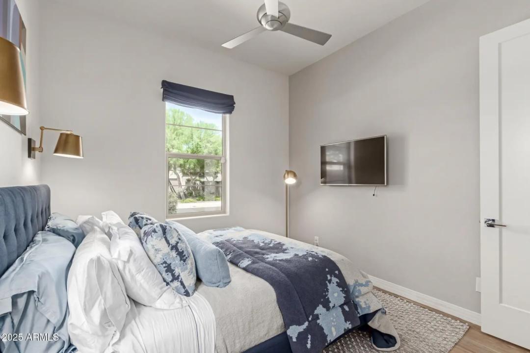Real Estate Picture 26