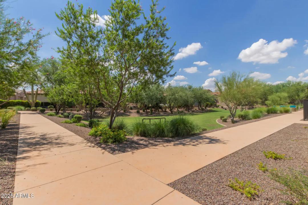 Real Estate Picture 53