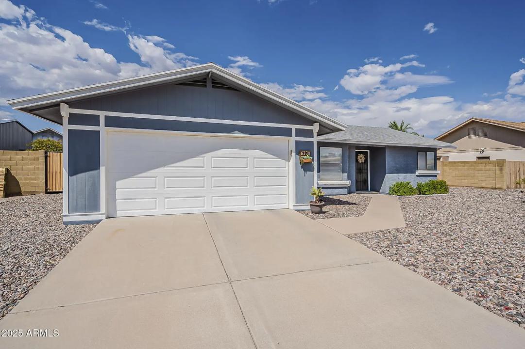 Real Estate Picture 4