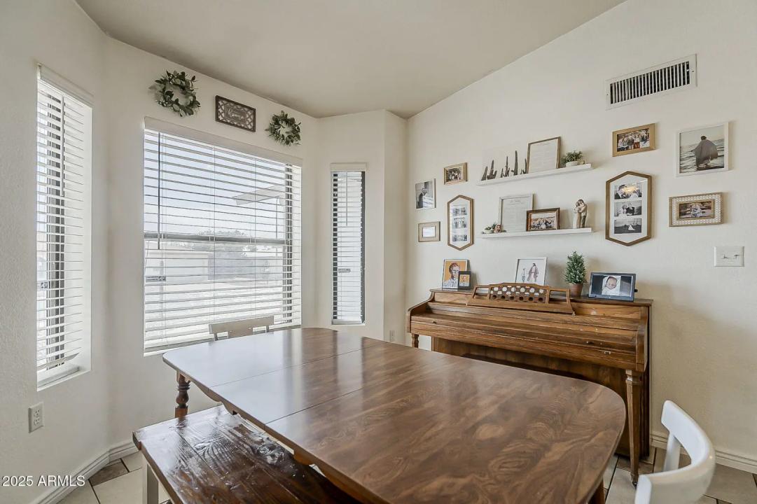 Real Estate Picture 20