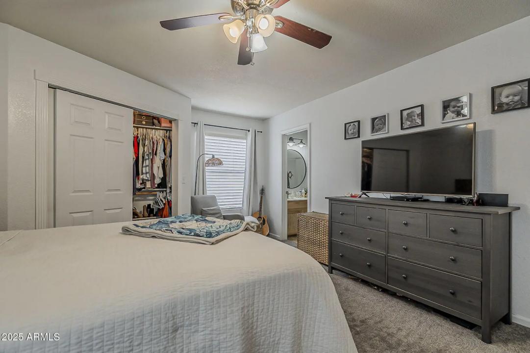 Real Estate Picture 23