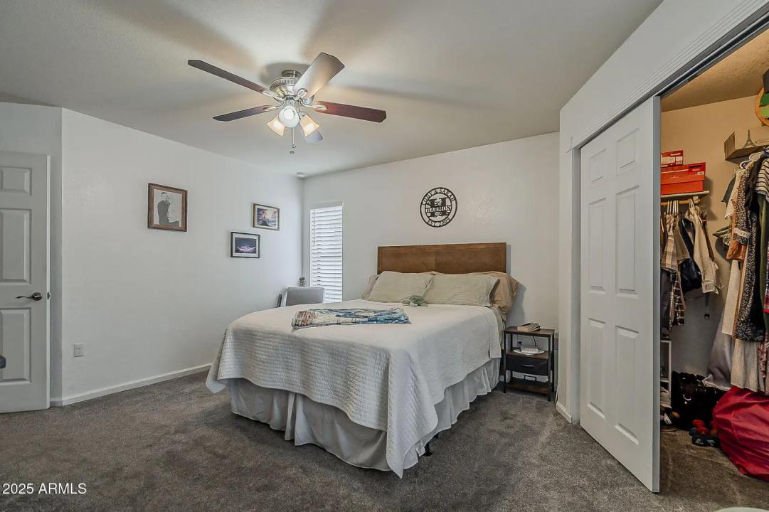 Real Estate Picture 26