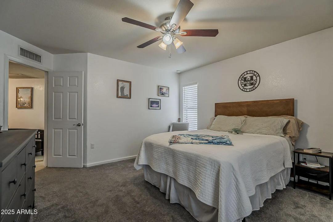 Real Estate Picture 27