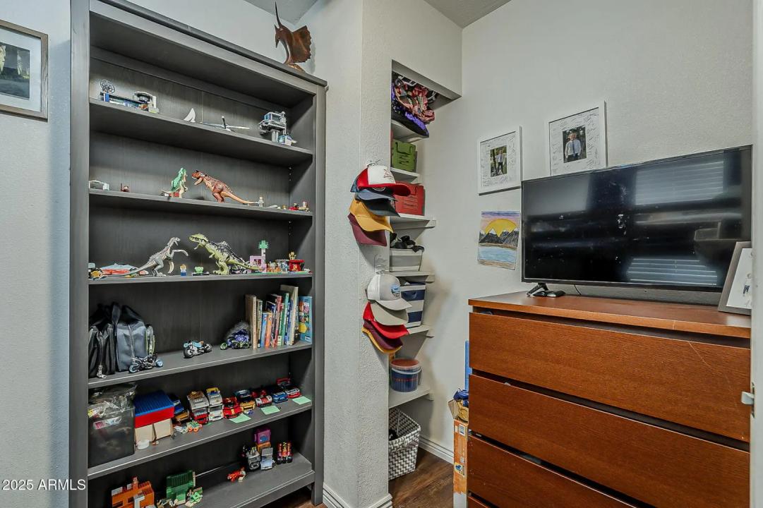 Real Estate Picture 31