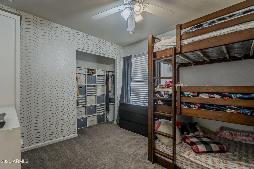 Real Estate Picture 33