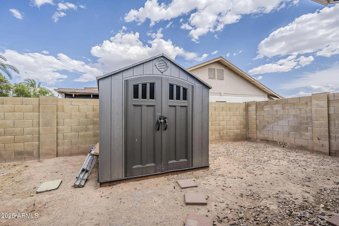 Real Estate Picture 39