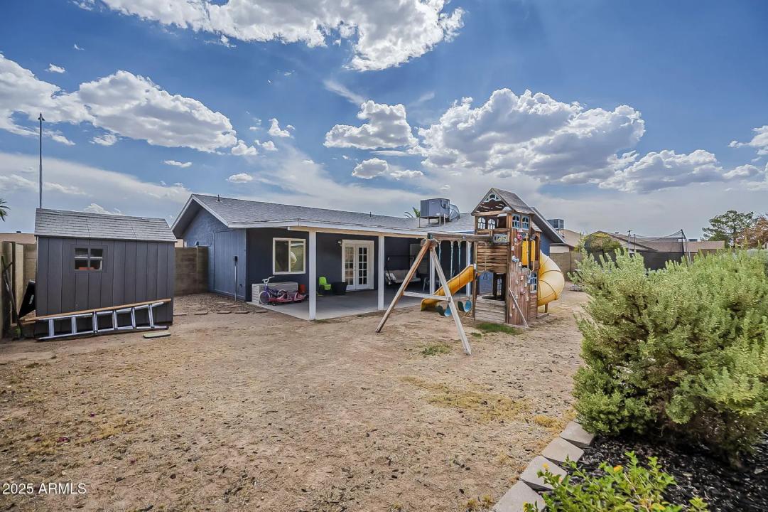 Real Estate Picture 42