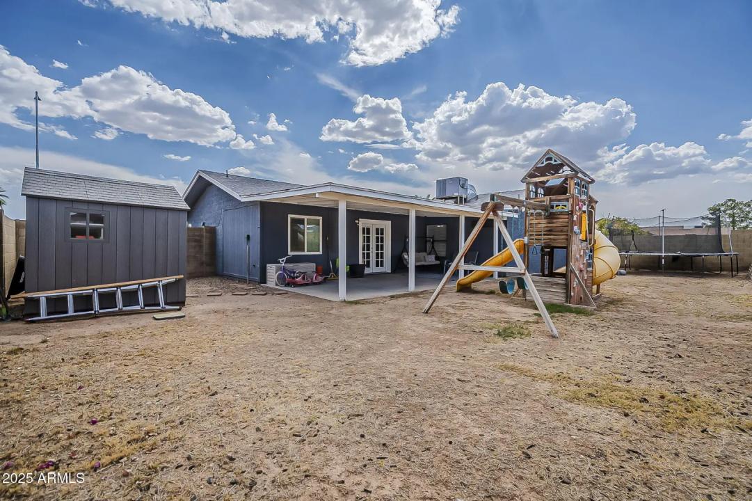 Real Estate Picture 43