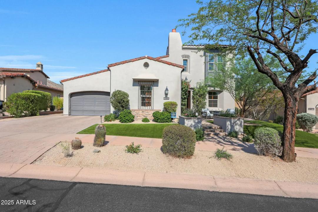 Real Estate Picture 4