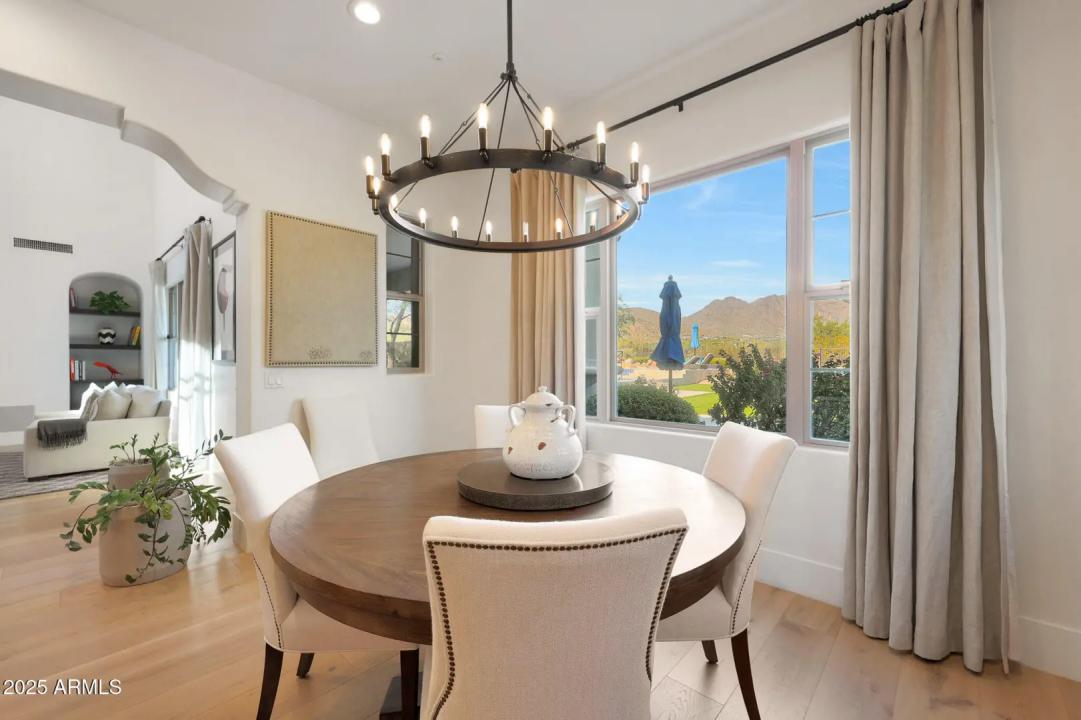 Real Estate Picture 27
