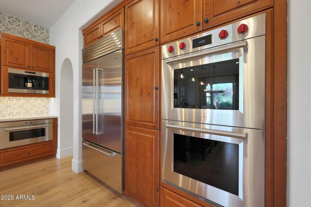 Real Estate Picture 31