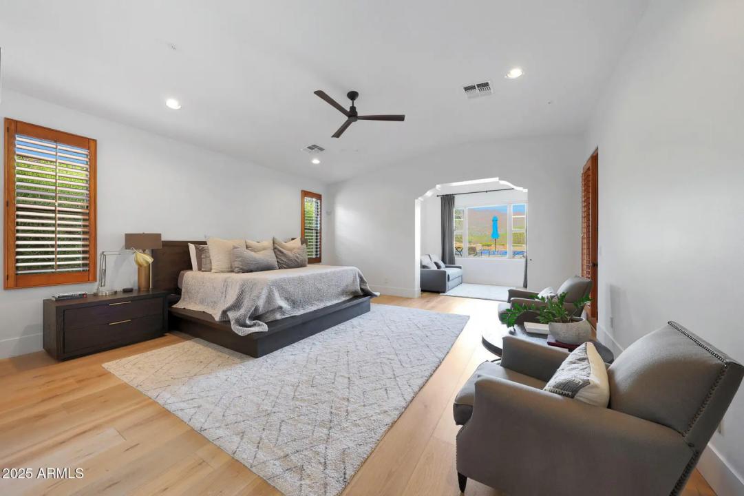 Real Estate Picture 34