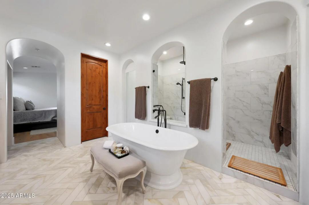 Real Estate Picture 38