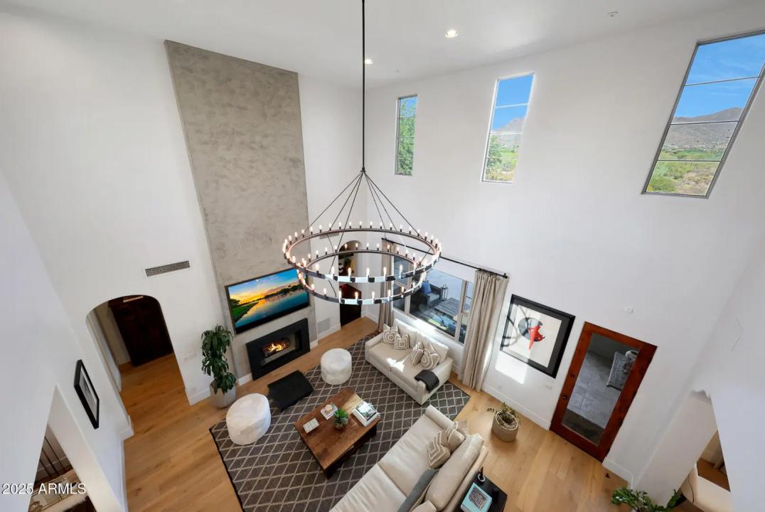 Real Estate Picture 23