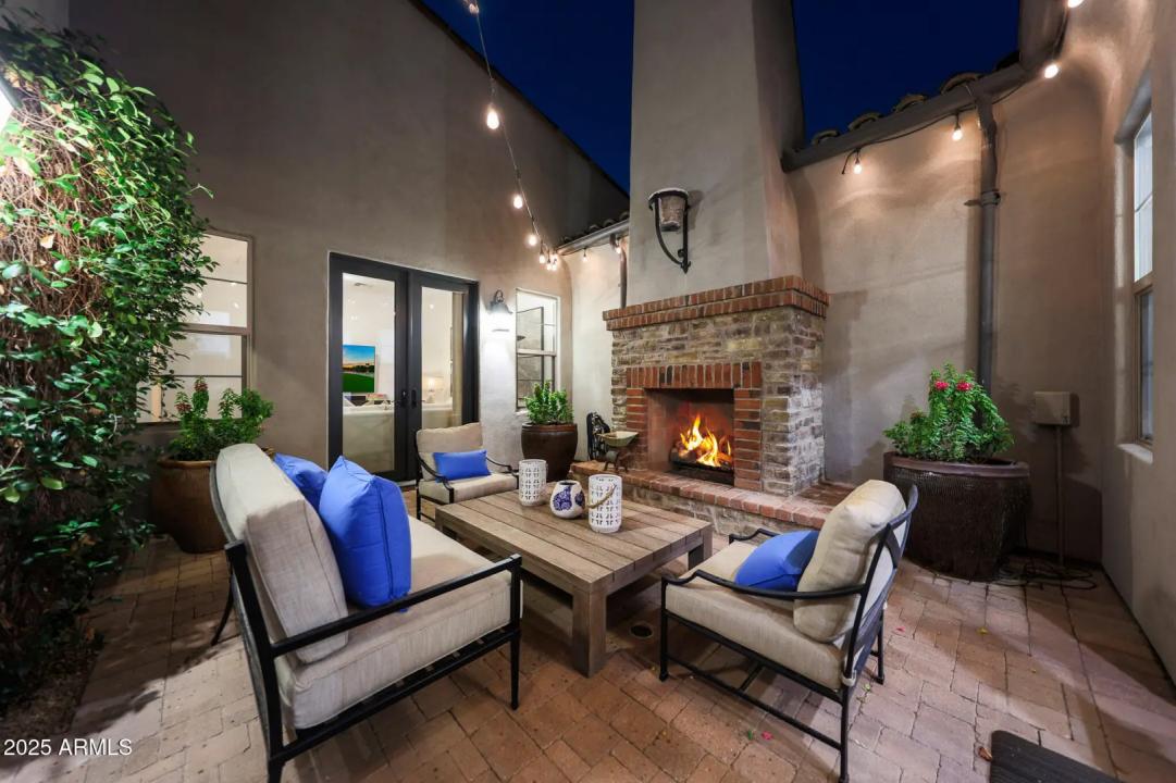 Real Estate Picture 18